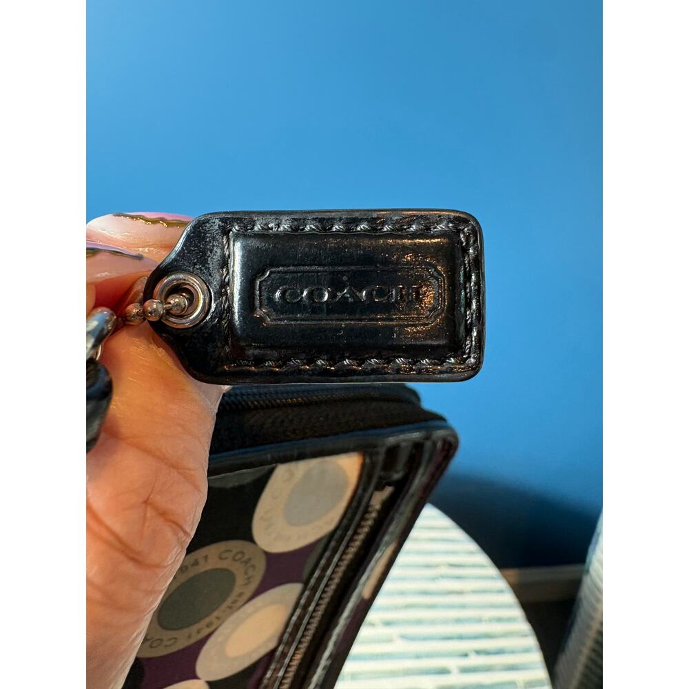 Coach Madison Signature Circles Large Zip-Around Wristlet - Picture 3 of 5